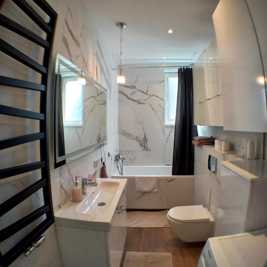 Apartament Prowansalski Z Miejscem Parkingowym Gdaňsk Exteriér fotografie